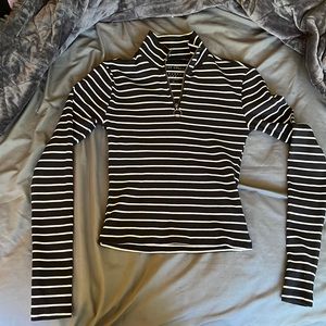 Aeropostale womens XS “shrunken tee” black and white stripes with zipper